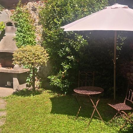 Villa Residenza Esse Angera Esterno foto