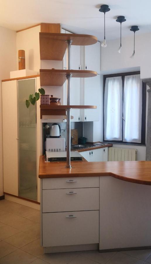 Villa Residenza Esse Angera Esterno foto