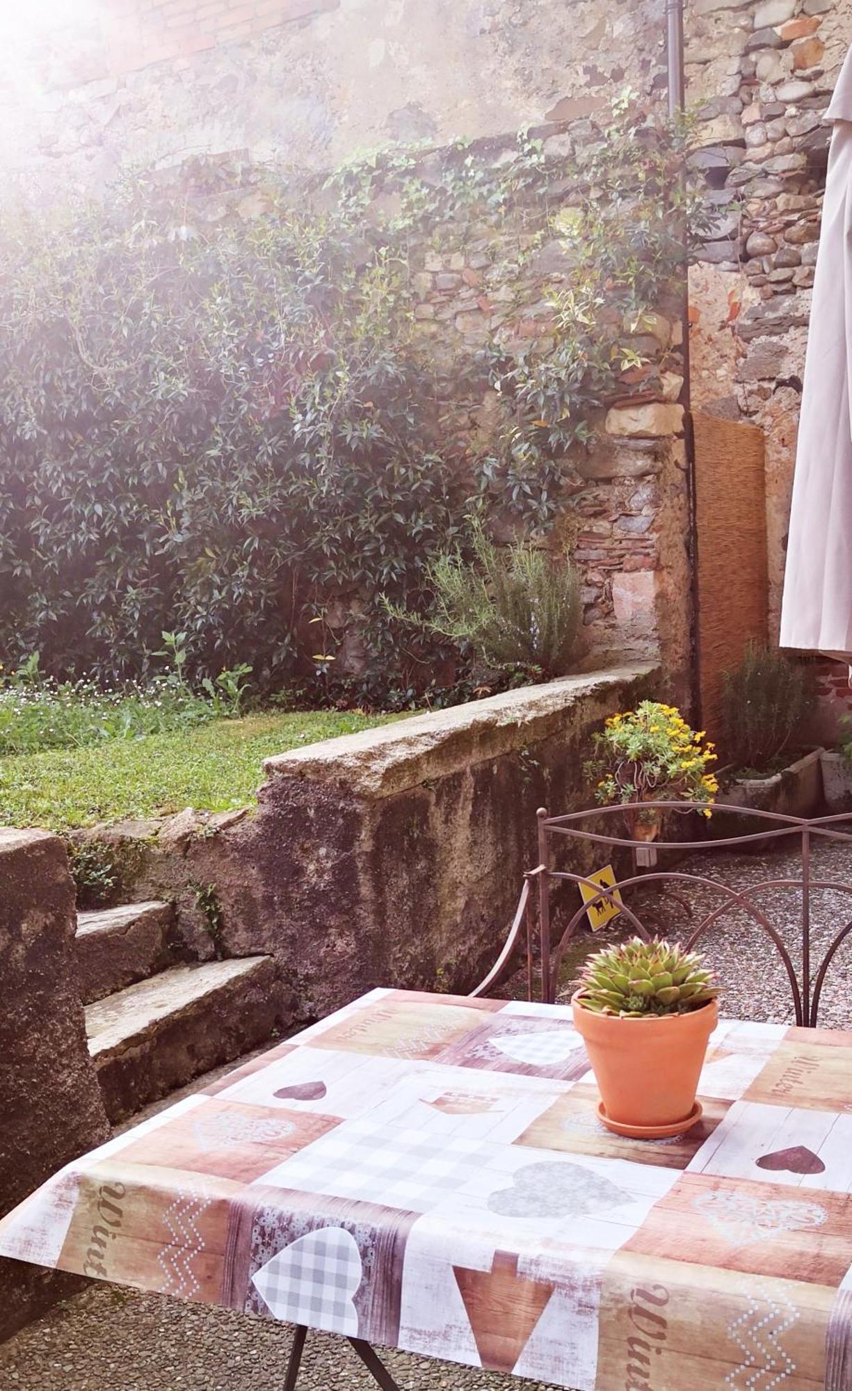 Villa Residenza Esse Angera Esterno foto